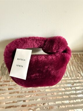 Bottega Veneta  Mini Jodie Shearing bag.